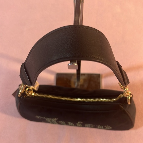 Juicy Couture Black "Liquorice" Shoulder Bag with Gold Accents - Picture 6 of 6